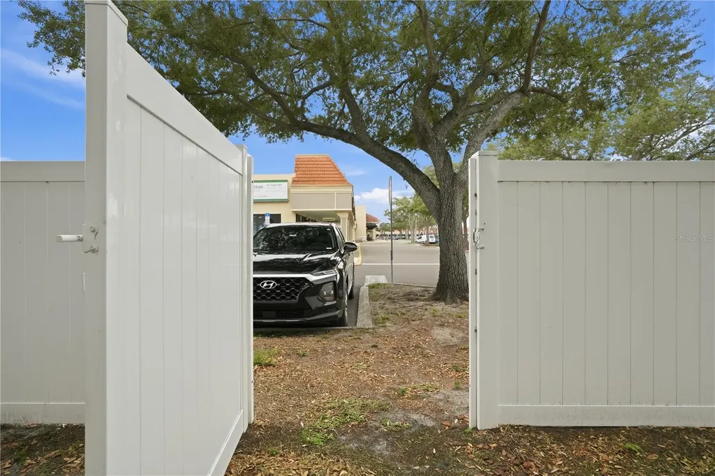 3610 W Euclid Avenue Tampa FL 33629