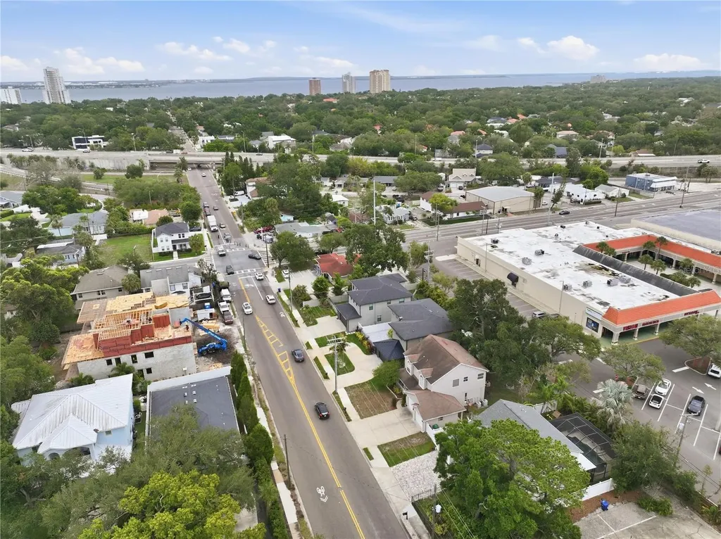 3610 W Euclid Avenue Tampa FL 33629