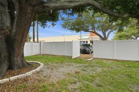 3610 W Euclid Avenue Tampa FL 33629
