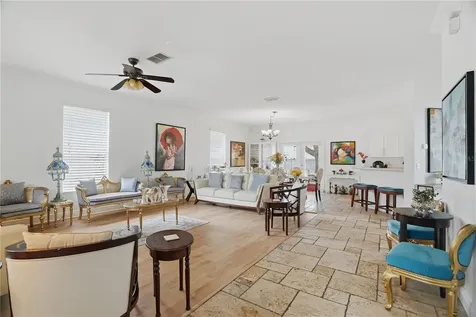 3610 W Euclid Avenue Tampa FL 33629