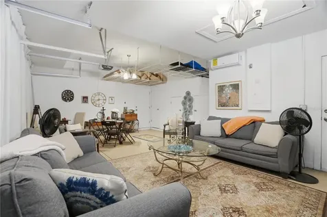3610 W Euclid Avenue Tampa FL 33629