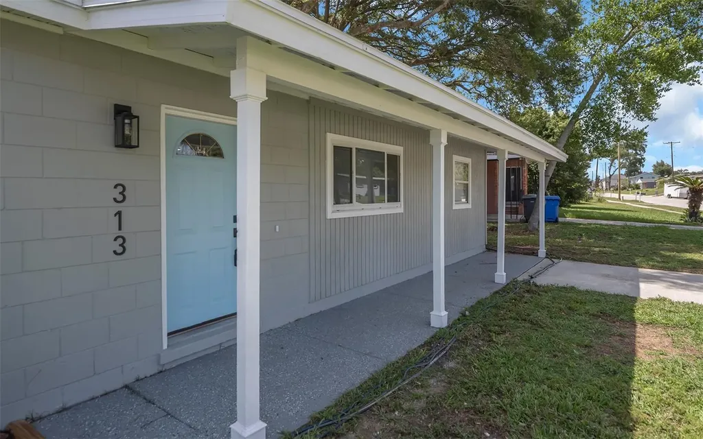 313 Beverly Boulevard Brandon FL 33511