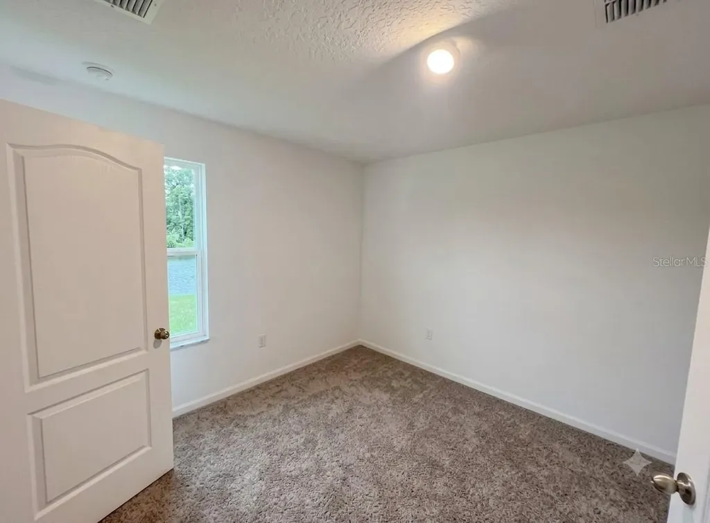 8650 W Lake George W Circle W Macclenny FL 32063