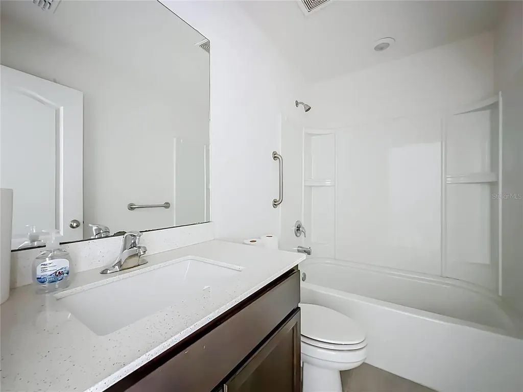 8650 W Lake George W Circle W Macclenny FL 32063