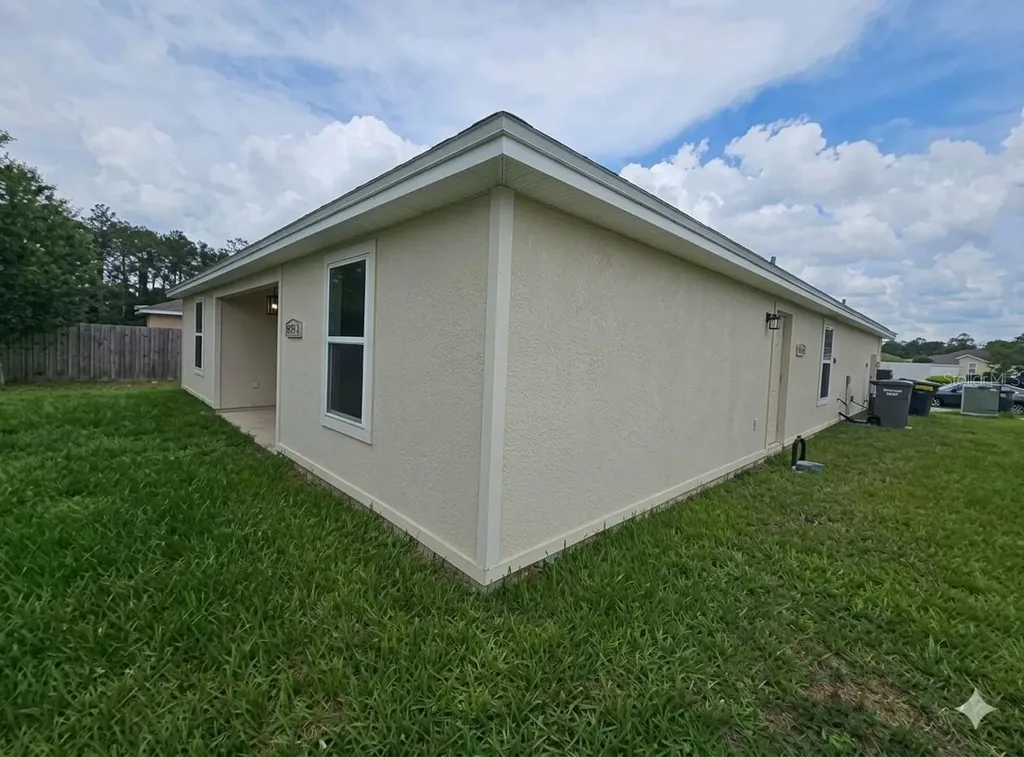 8650 W Lake George W Circle W Macclenny FL 32063