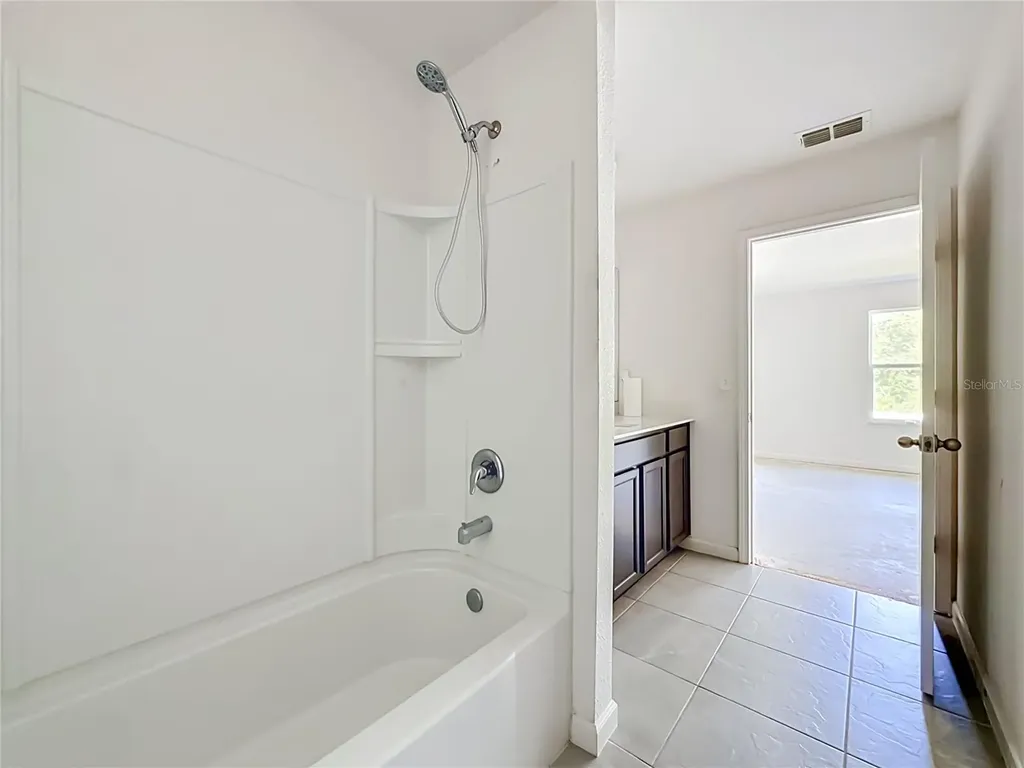 8650 W Lake George W Circle W Macclenny FL 32063
