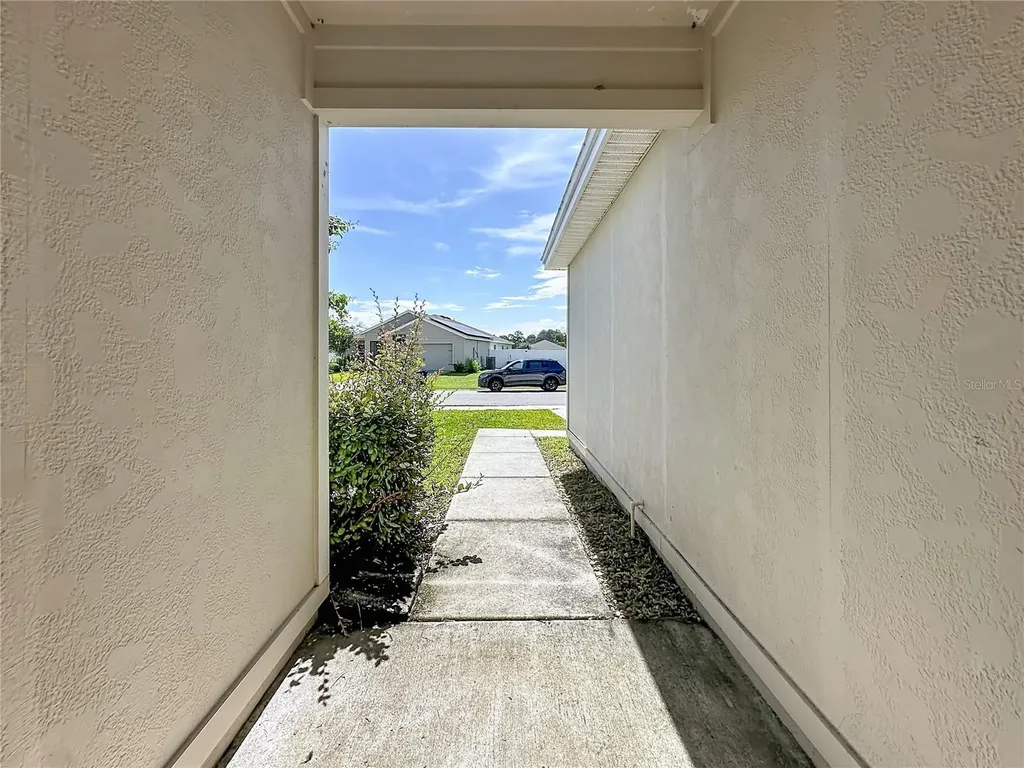 8650 W Lake George W Circle W Macclenny FL 32063
