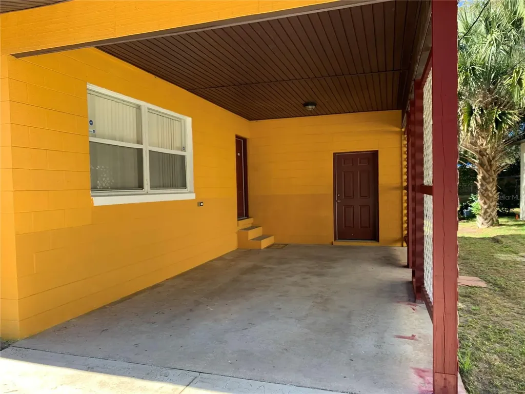 612 Kensington Street Eustis FL 32726
