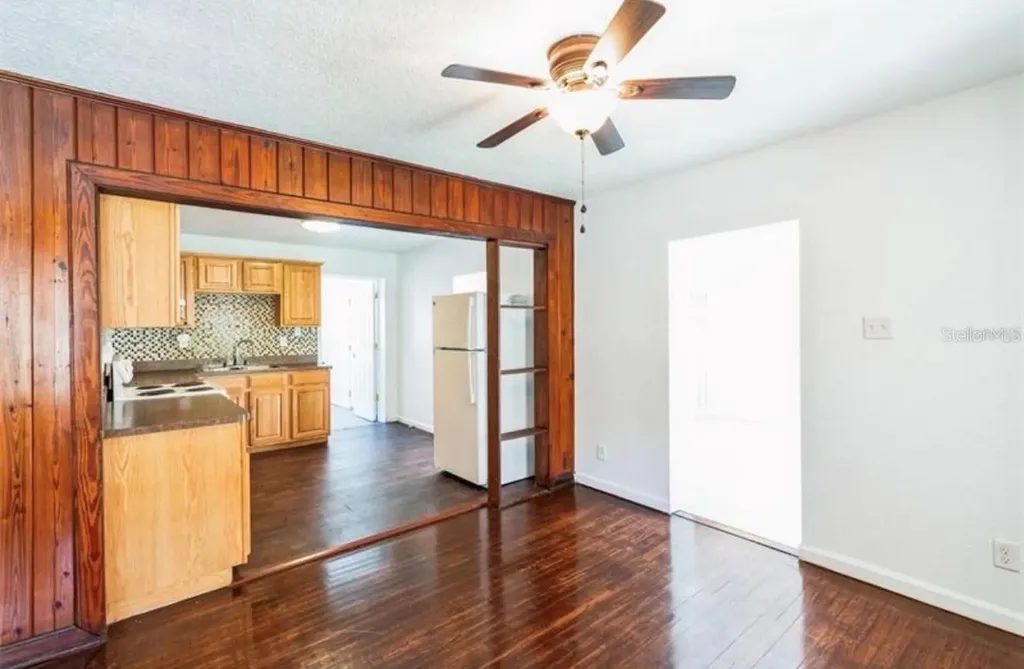 612 Kensington Street Eustis FL 32726