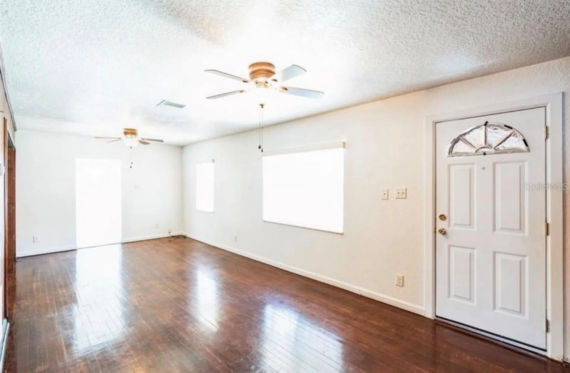 612 Kensington Street Eustis FL 32726