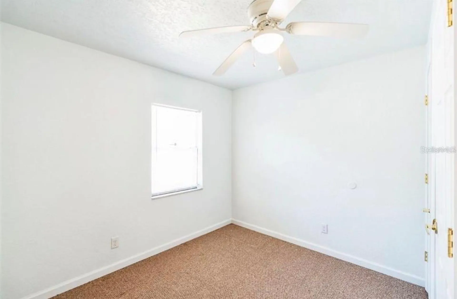 612 Kensington Street Eustis FL 32726