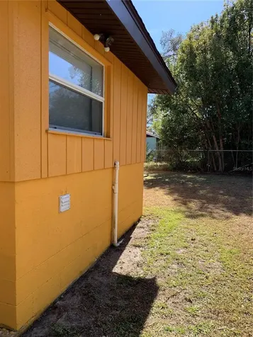 612 Kensington Street Eustis FL 32726