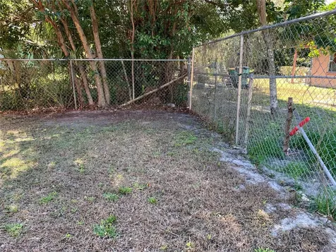 612 Kensington Street Eustis FL 32726