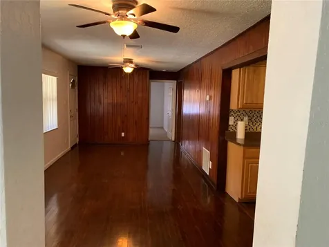 612 Kensington Street Eustis FL 32726