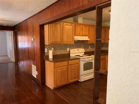 612 Kensington Street Eustis FL 32726