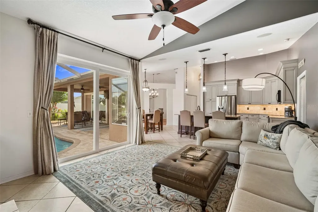 1739 Leichester Court Lutz FL 33549