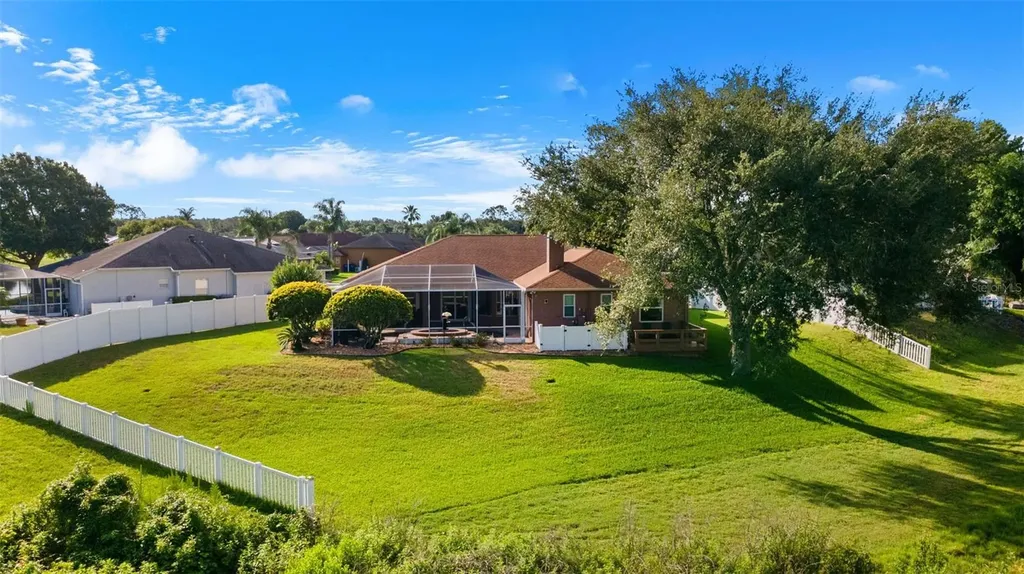 1739 Leichester Court Lutz FL 33549