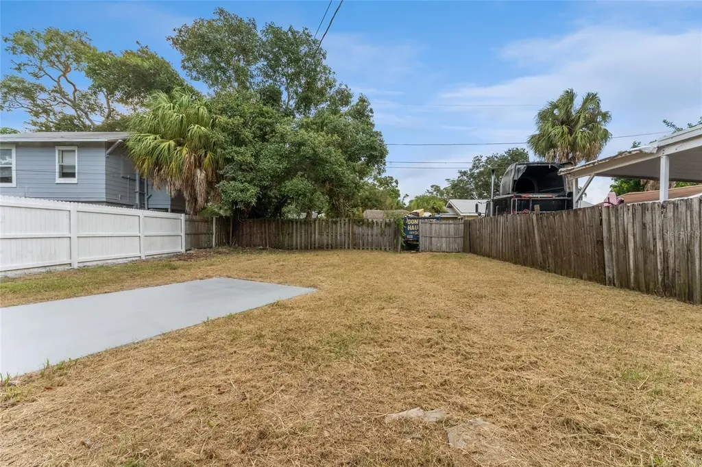 1922 23rd Street S St Petersburg FL 33712