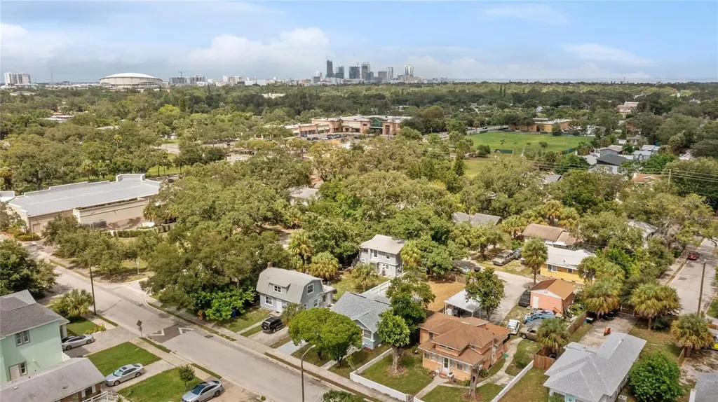 1922 23rd Street S St Petersburg FL 33712
