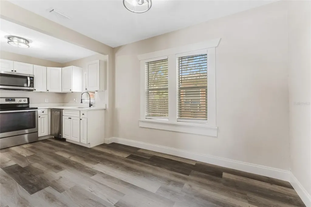 1922 23rd Street S St Petersburg FL 33712