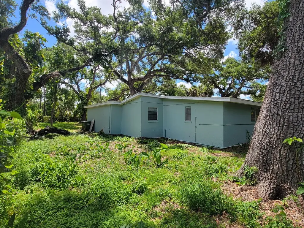 1375 Myrtle Street Sarasota FL 34234