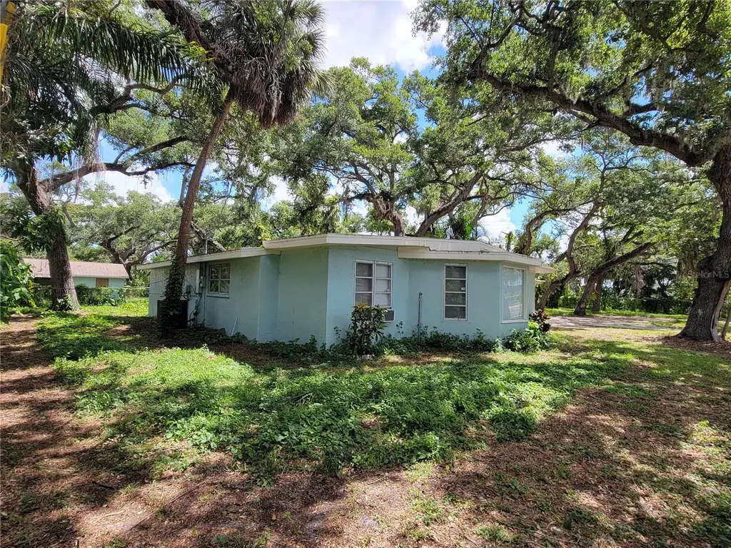 1375 Myrtle Street Sarasota FL 34234