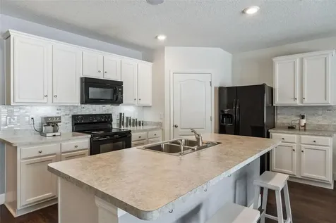 5946 Churchill Sq Way Groveland FL 34736