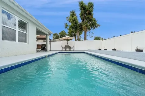5946 Churchill Sq Way Groveland FL 34736