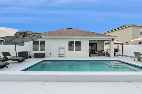 5946 Churchill Sq Way Groveland FL 34736