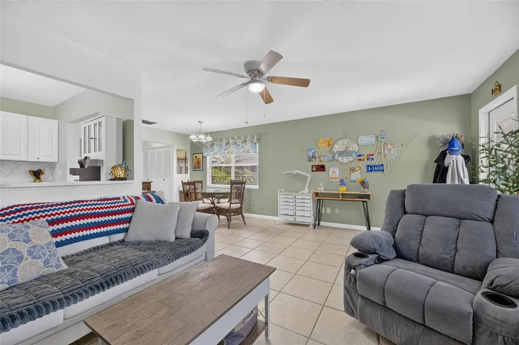 402 Dorchester Place Sun City Center FL 33573