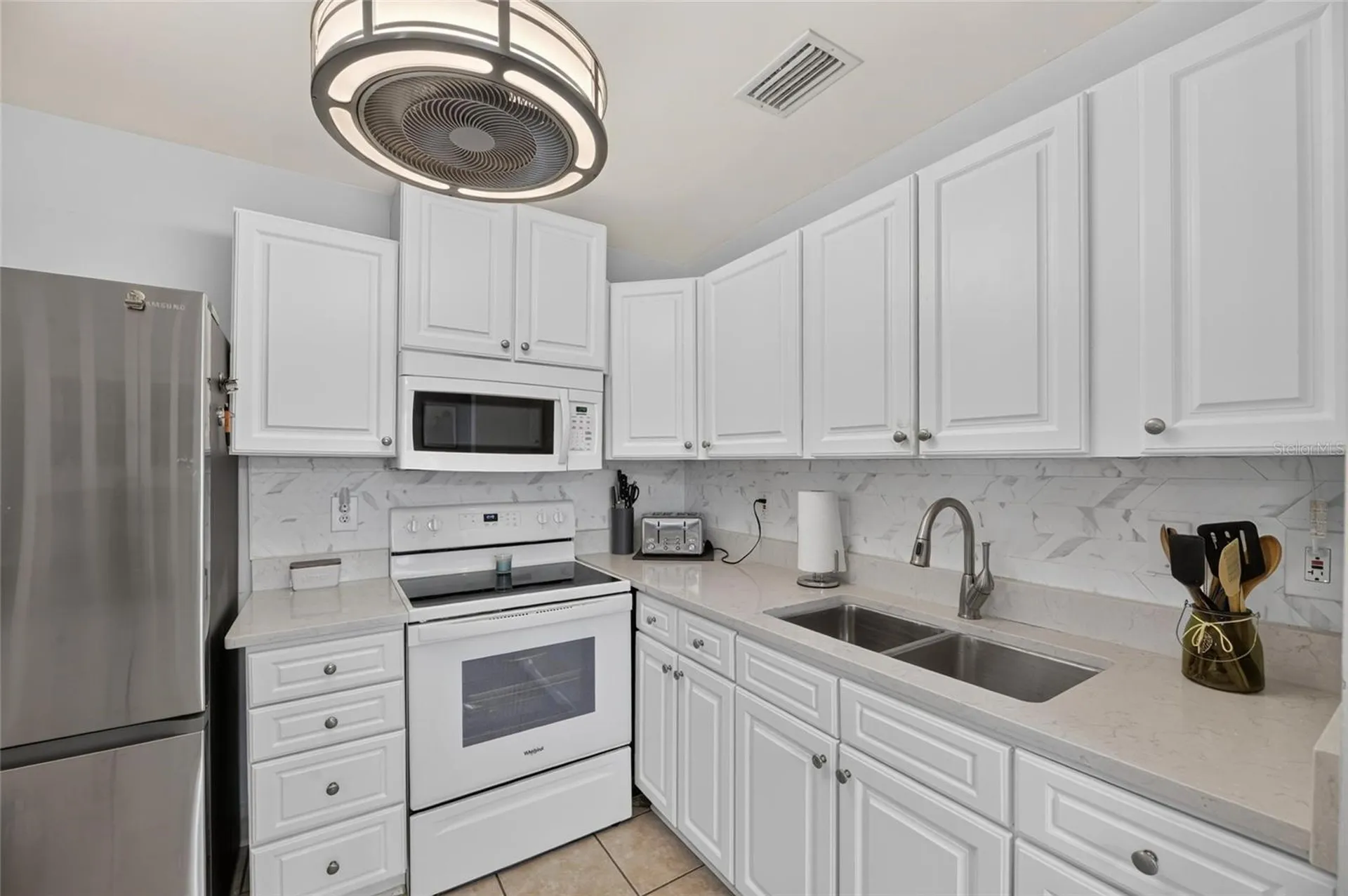 402 Dorchester Place Sun City Center FL 33573