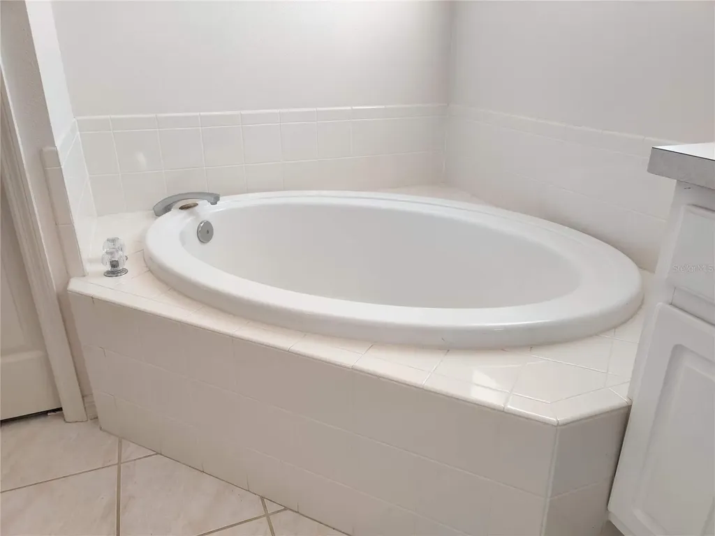 4469 Edinbridge Circle Sarasota FL 34235