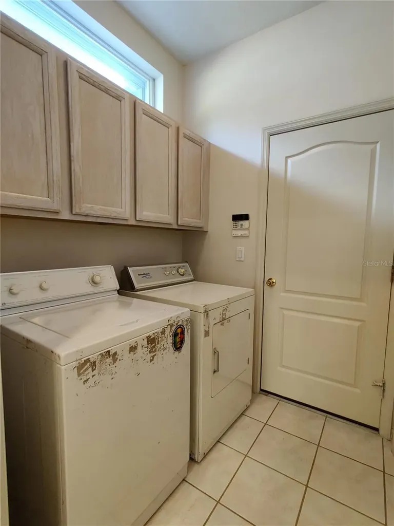 4469 Edinbridge Circle Sarasota FL 34235