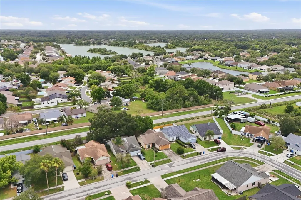 1723 Tarah Trace Drive Brandon FL 33510
