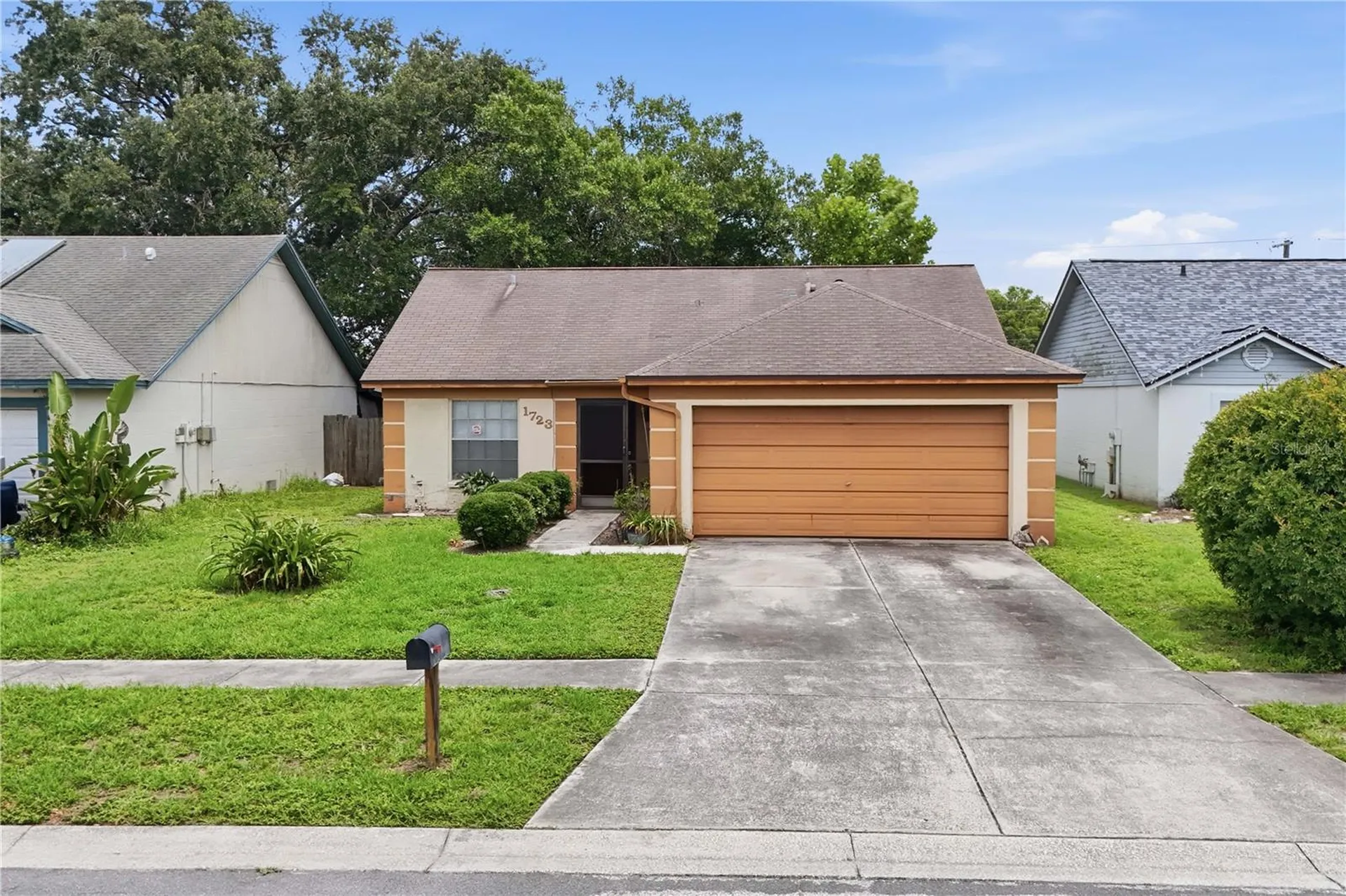 1723 Tarah Trace Drive Brandon FL 33510