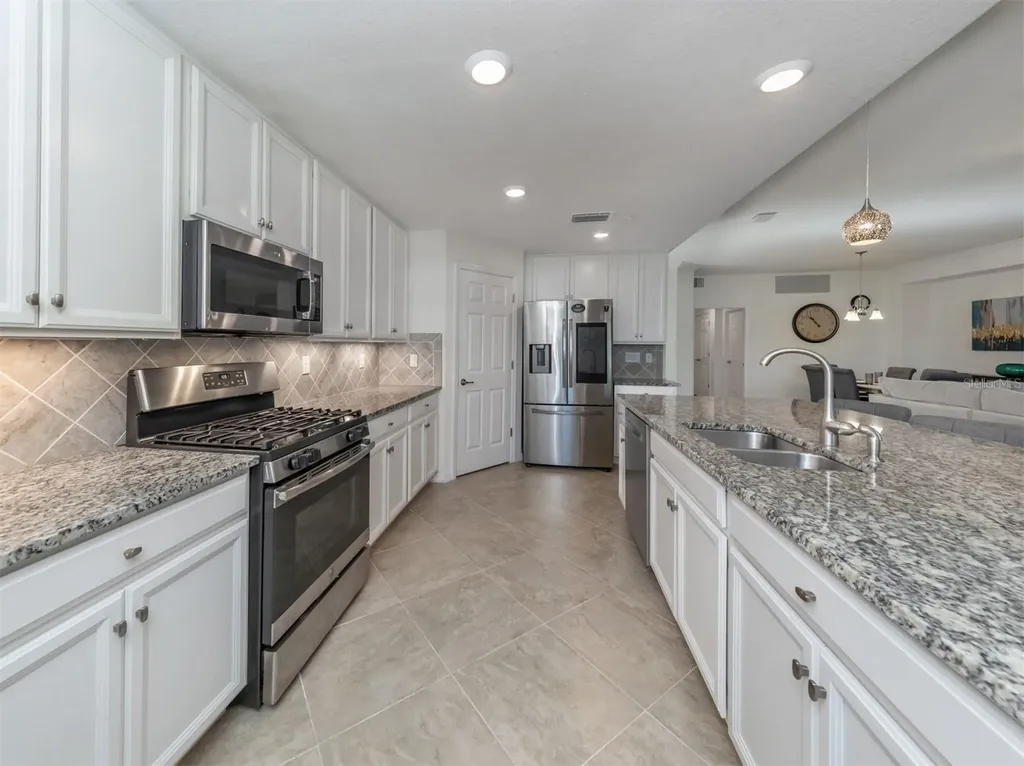 17637 Gawthrop Drive Bradenton FL 34211