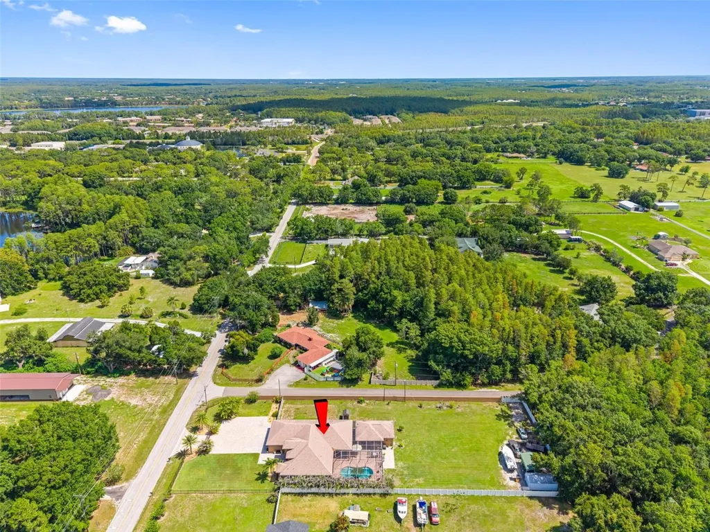 17117 Lakeshore Road Lutz FL 33558
