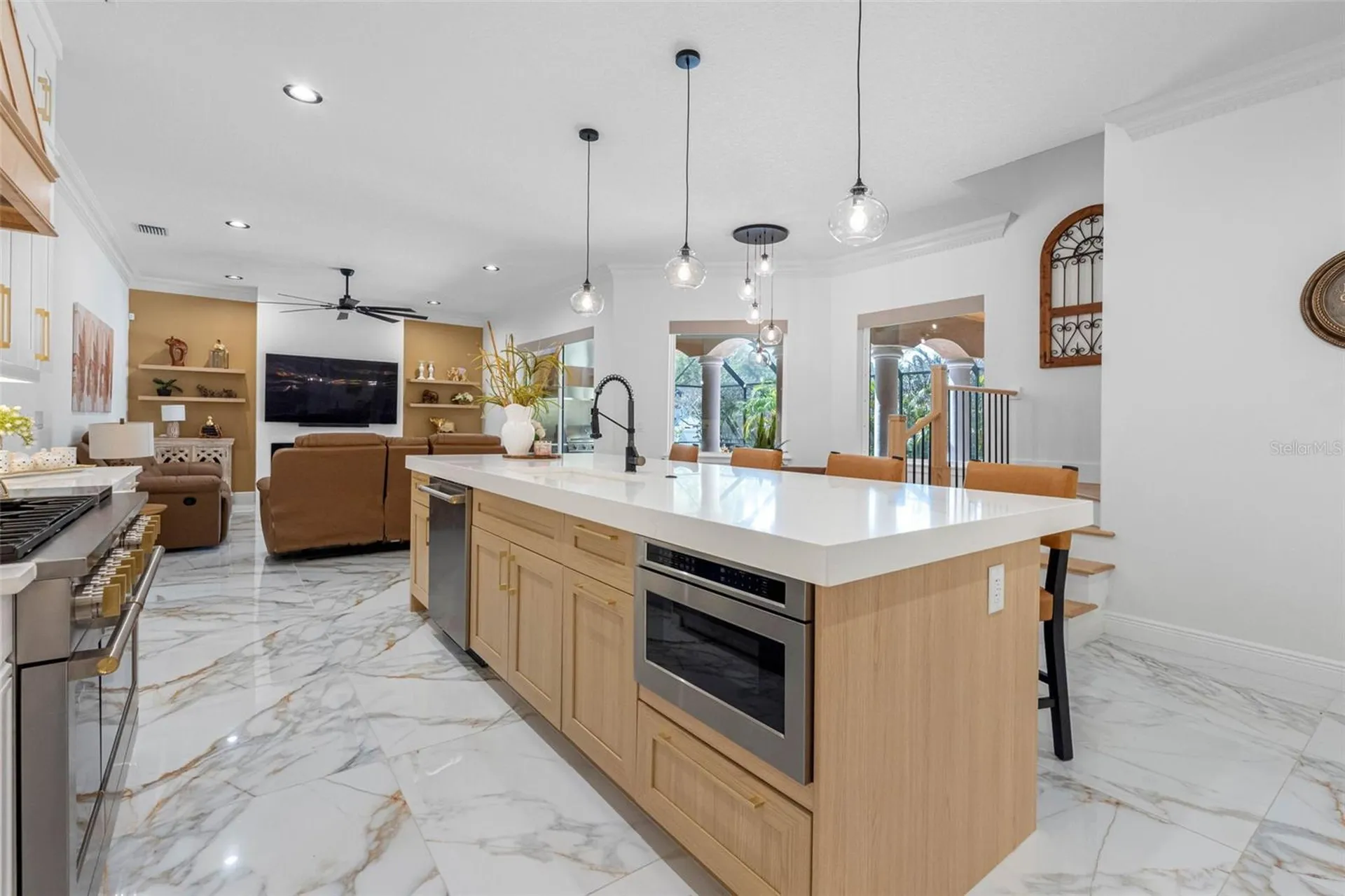 17117 Lakeshore Road Lutz FL 33558