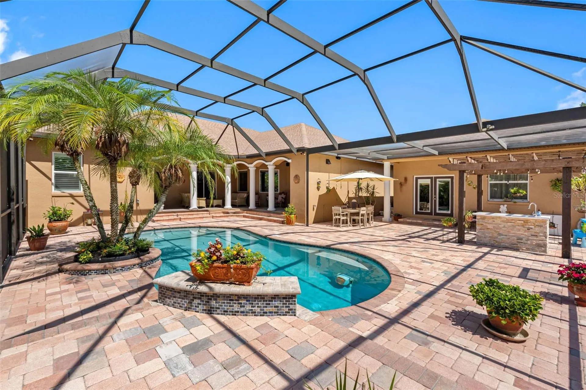17117 Lakeshore Road Lutz FL 33558