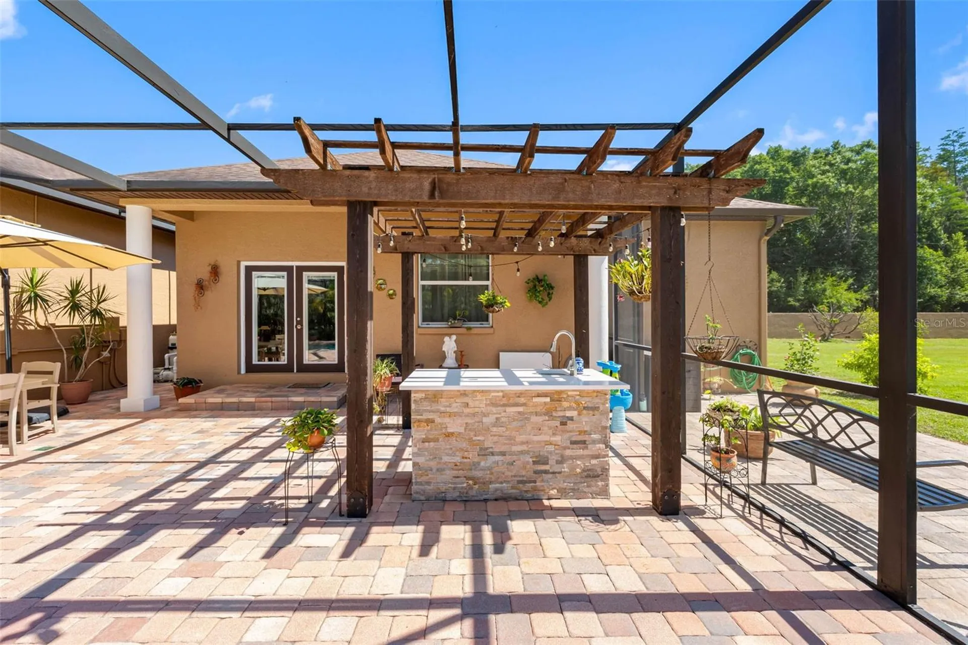 17117 Lakeshore Road Lutz FL 33558
