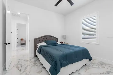 17117 Lakeshore Road Lutz FL 33558
