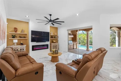 17117 Lakeshore Road Lutz FL 33558