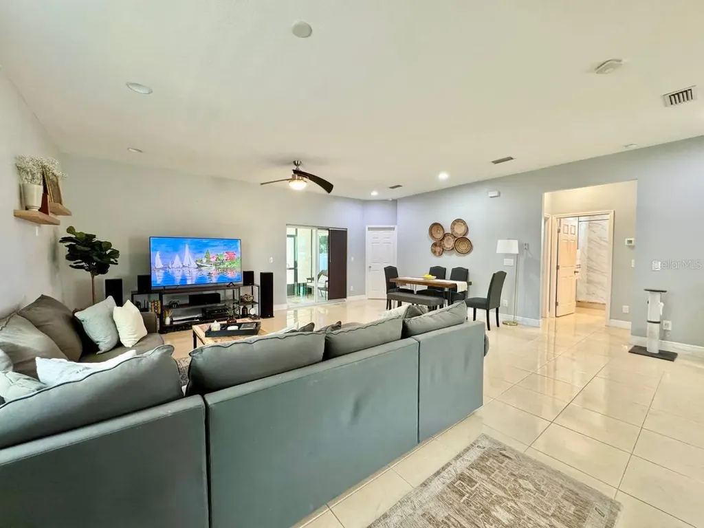 8424 N Packwood Avenue Tampa FL 33604