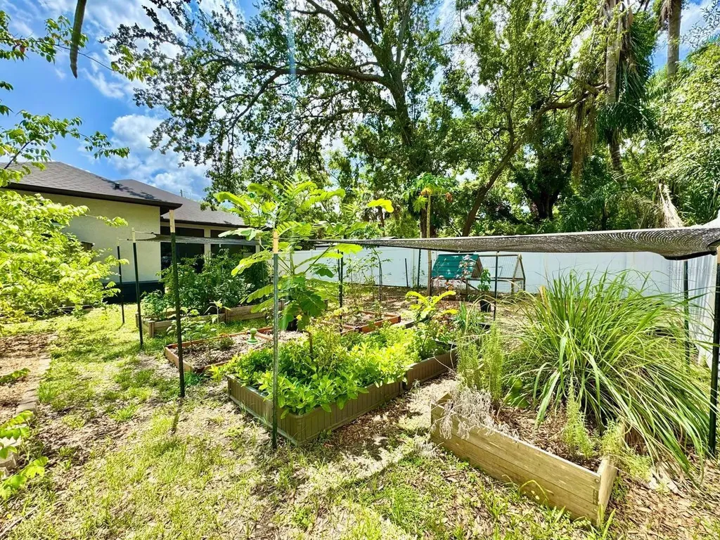 8424 N Packwood Avenue Tampa FL 33604