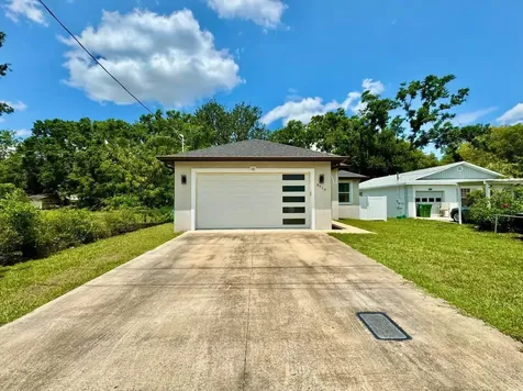 8424 N Packwood Avenue Tampa FL 33604