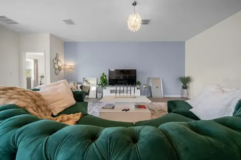 4313 NW 55th Court Ocala FL 34482