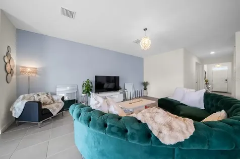 4313 NW 55th Court Ocala FL 34482