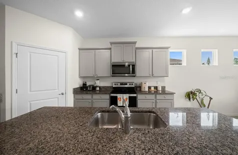 4313 NW 55th Court Ocala FL 34482