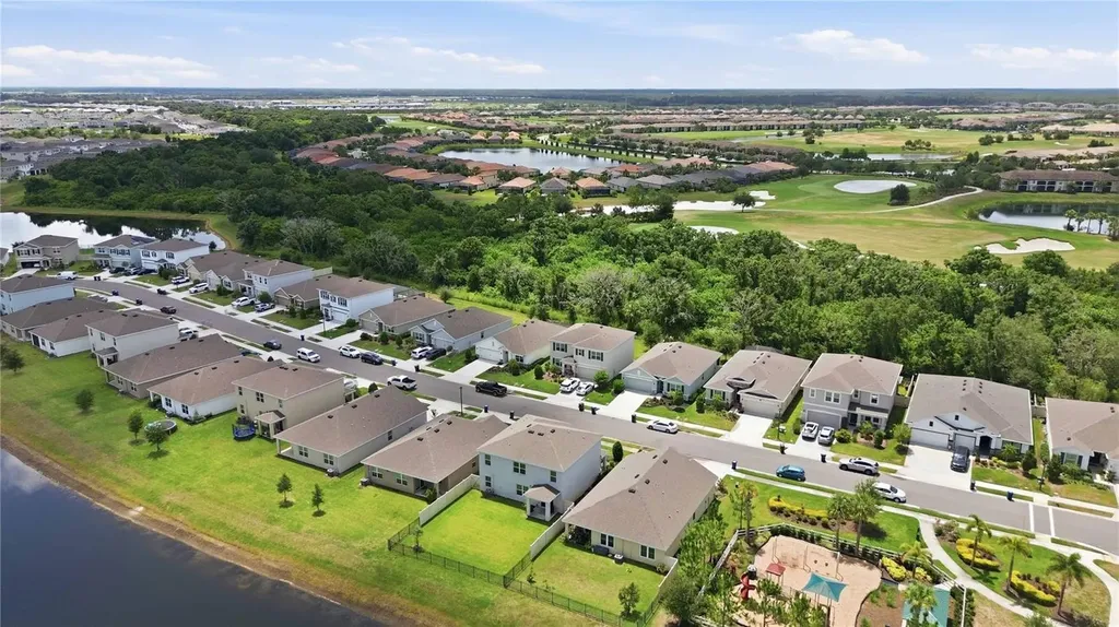 17119 Harvest Moon Way Bradenton FL 34211