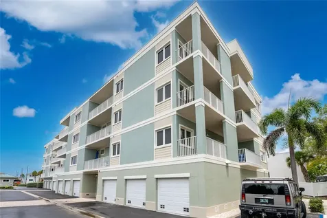 2225 N Beach Road Englewood FL 34223
